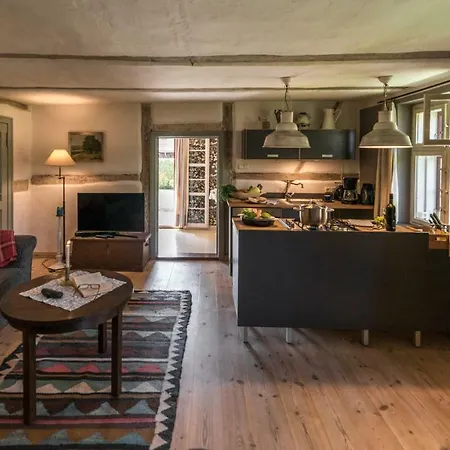 Prázdninový dům Pommernhaus - Romantisches Colonistenhaus - Kamin, Umzaunter Bauerngarten